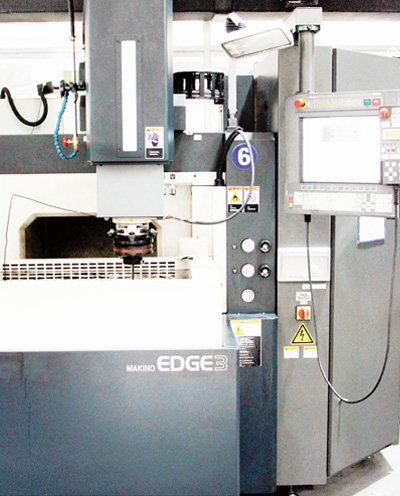 Pr&auml;zisionsfunkenmaschine